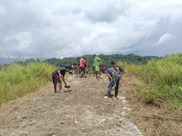 Penghamparan Jalan Tani di Desa Katu: 1500 Meter Akses Pertanian Dibangun Melalui HOK