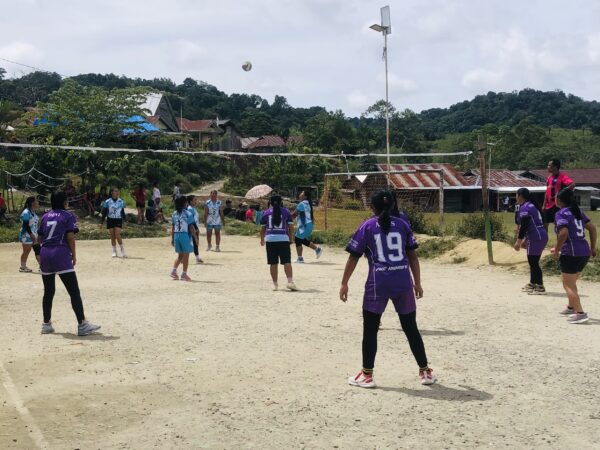 Kelompok Sion Putri Raih Gelar Juara Usai Tumbangkan Maranatha di Final Voli